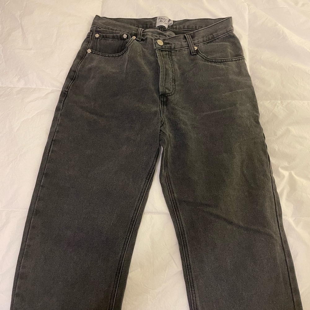 Black Crossover Jeans